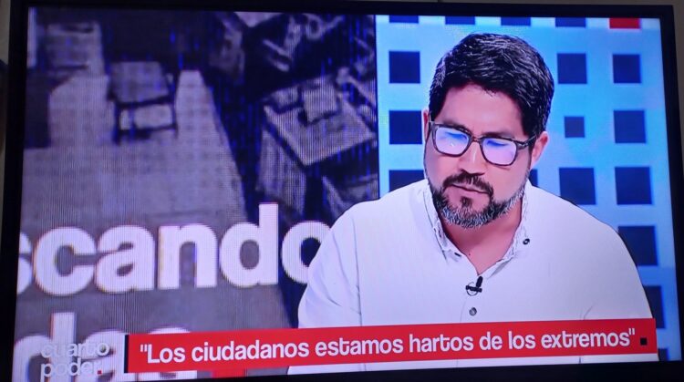 ¿Otra Mala Broma, Otro Engaña Muchachos?