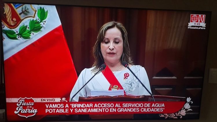 Perú: Demagogia en agua y alcantarillado de la jefa de la dictadura en mensaje del 28 de julio