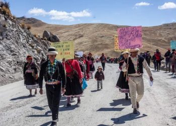 Perú: Sigue paro en comunidades indígenas de Cotabambas, Apurímac contra Minera Las Bambas del imperialismo chino
