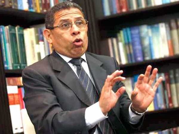 Perú: El gobiernismo y sus aliados pretenden que el poder judicial no generalice la prisión preventiva porque dicen hay un mal uso.