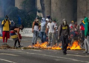 Venezuela: Crisis, actas y guerra civil