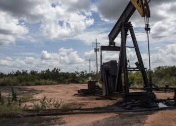 Peru: En Venezuela, derecha fascista quiere ir por todo el poder